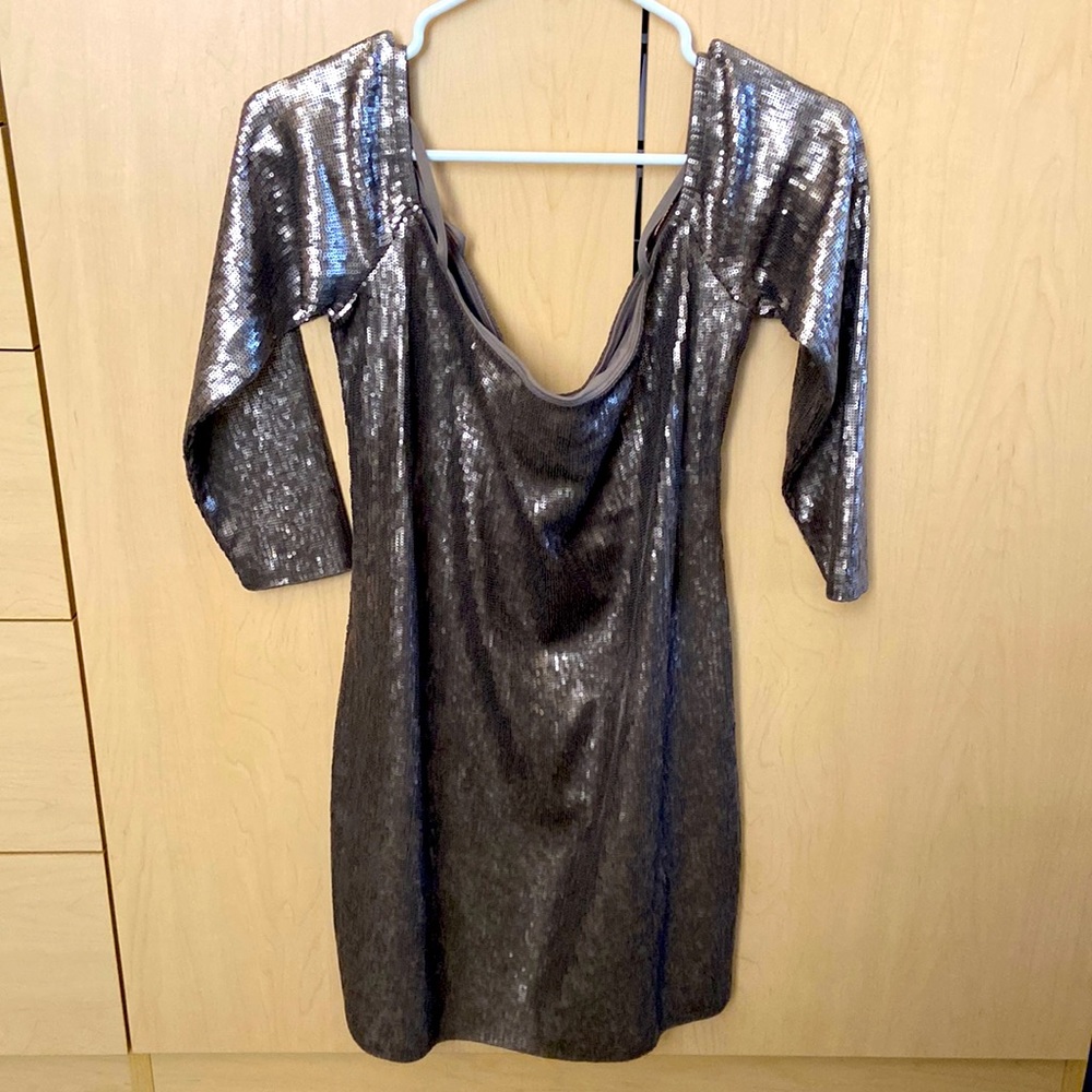 Express sequins dress in broznze/grayish color size Petite Large
